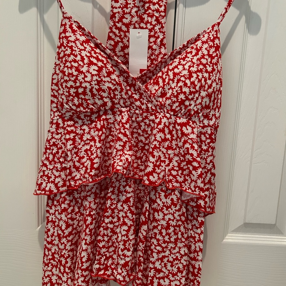 NWT- ELLE Summer Top